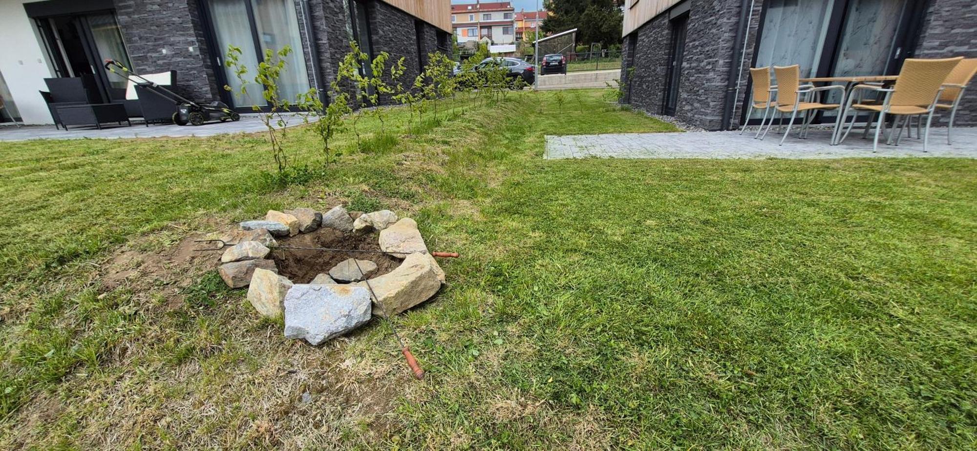 Lipno Apartments Bergmax: Ski Resort Retreat with Garden Terrace Cerna v Posumavi Exterior photo